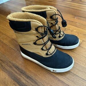 Used boys size 6 Merrell snow boots